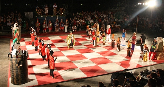Representação do xadrez vivo em Vitória - Jávea.com