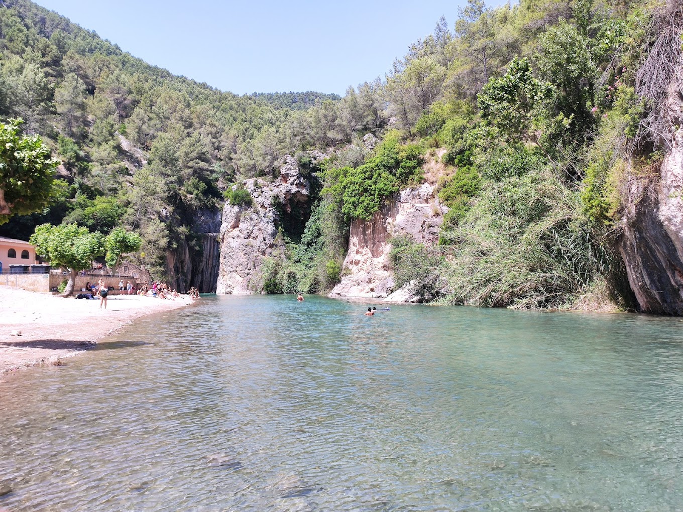 La Fuente de los Baños in Montanejos - Javea Travel Guide